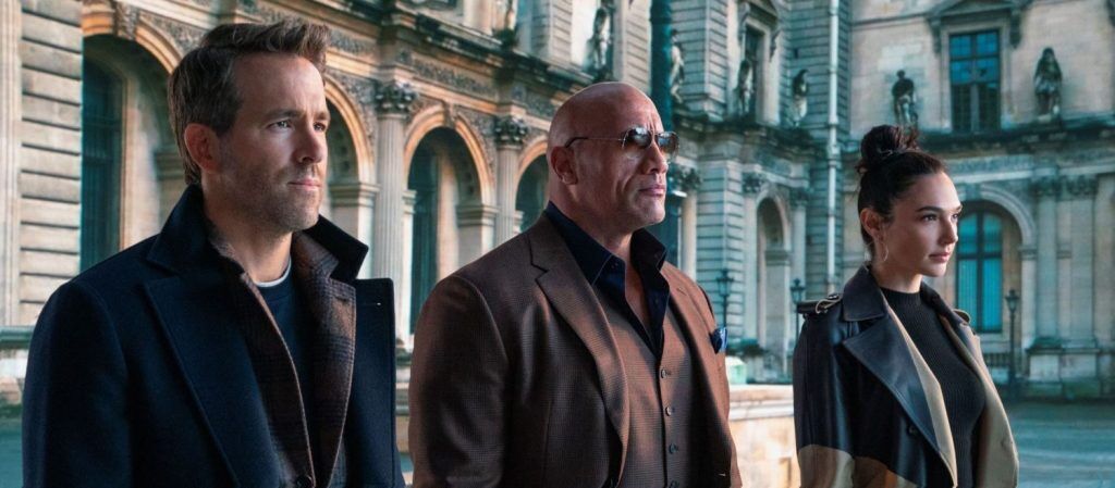 Ryan Reynolds, Dwayne Johnson e Gal Gadot sono i tre protagonisti di Red Notice